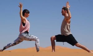 Yoga in der Wüste_Source NOSADE